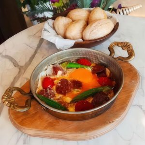 Sucuklu Yumurta